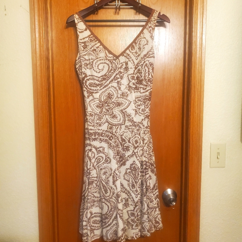 Twenty One Brown/Creme Paisley Dress